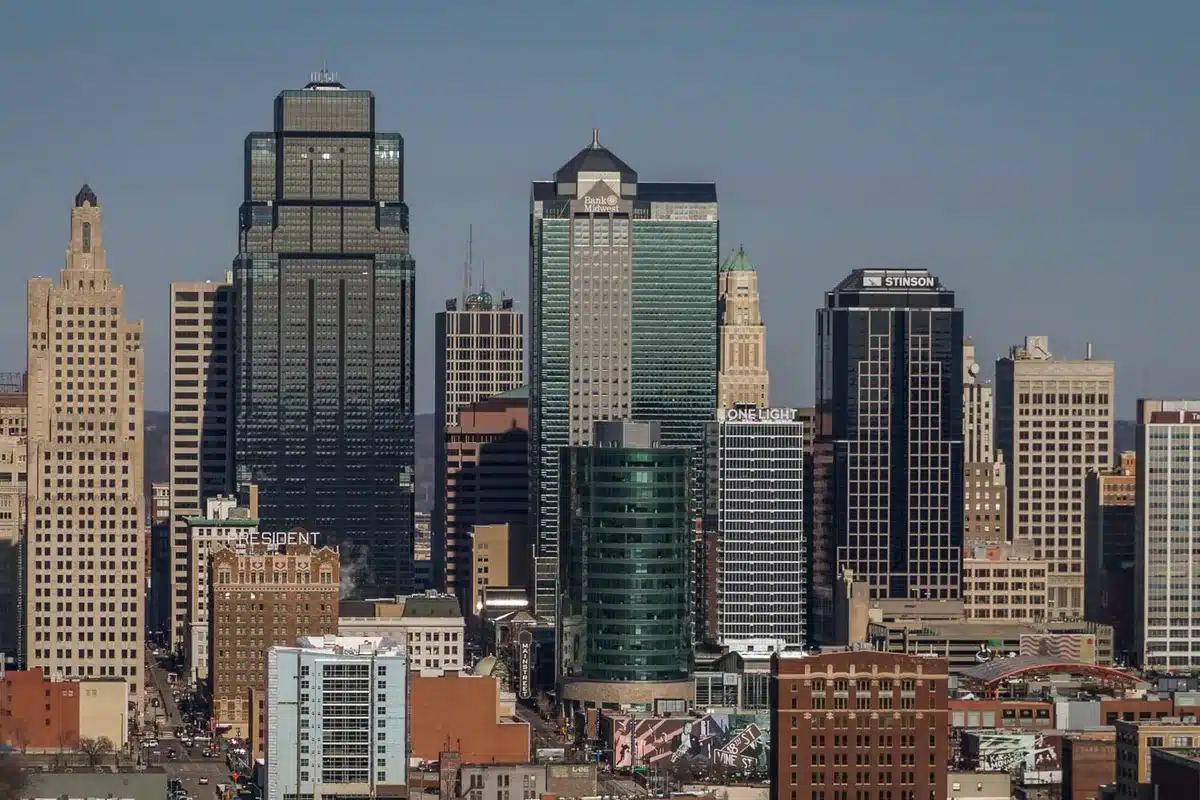 Downtown kansas city skyline